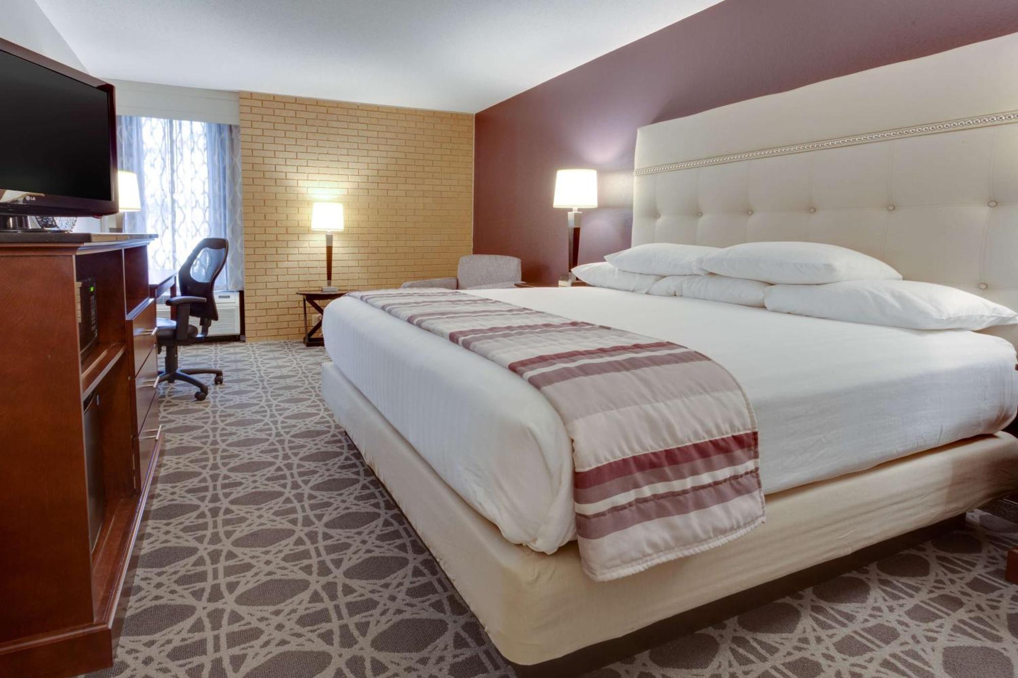 Drury Inn & Suites 오벌랜드 파크 외부 사진